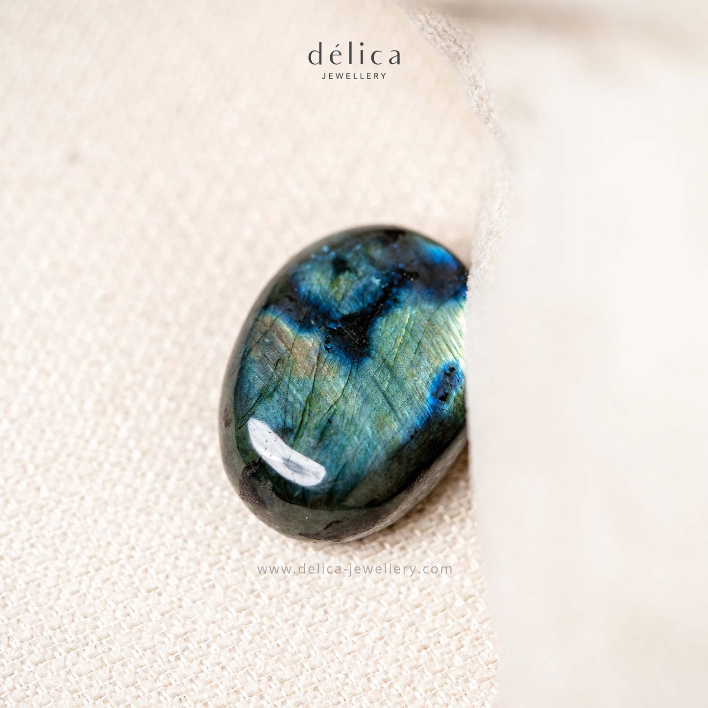 Labradorite Sleeping Pebble